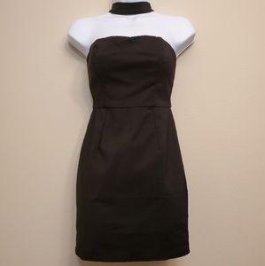 NWT STUNNING Strapless Choker Attached Dress.